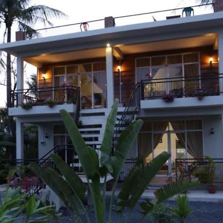 Fish Island Bungalows Kampot Exterior photo